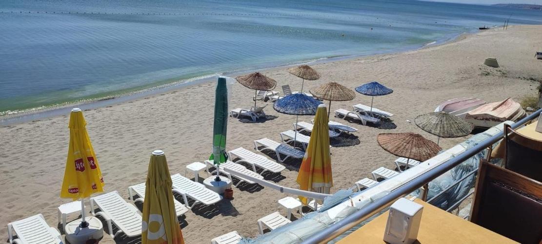 Deniz Hotel Kumburgaz Büyükçekmece Exterior photo